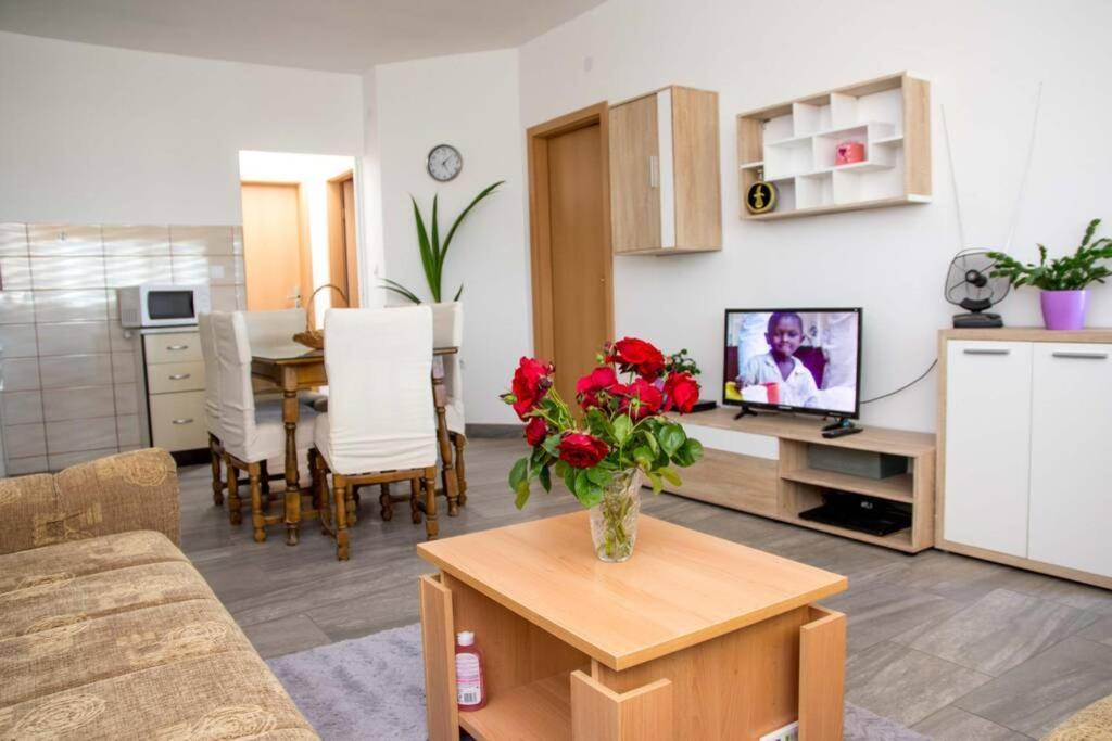 Apartment Jope Kastela Ngoại thất bức ảnh